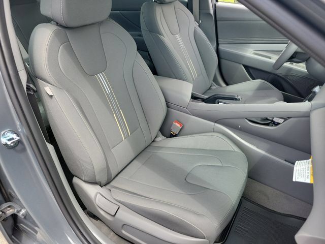 New 2026 Hyundai Elantra Sport FWD image 21
