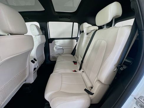 New 2026 Mercedes-Benz GLB 250 4MATIC image 24