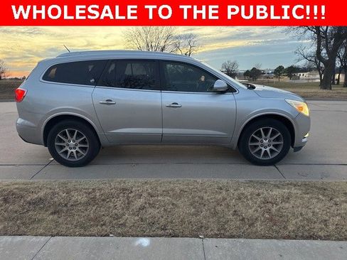 Used 2015 Buick Enclave Leather image 2