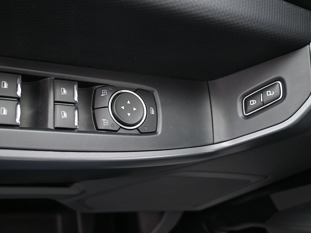 Used 2023 Ford F150 XLT AWD/4WD image 24