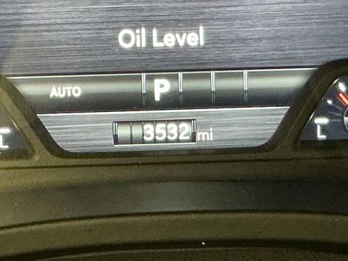 Used 2025 RAM 1500 Laramie w/ Sport Appearance Package image 33