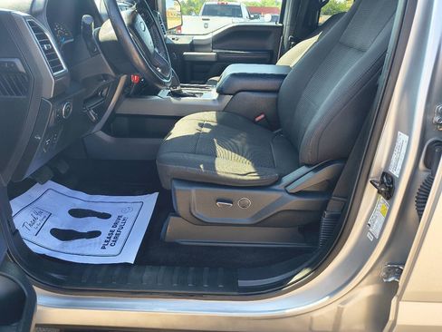 Used 2016 Ford F150 XLT w/ Equipment Group 301A Mid AWD/4WD image 19
