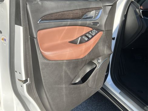 Used 2019 Buick Enclave Avenir w/ Avenir Technology Package image 8