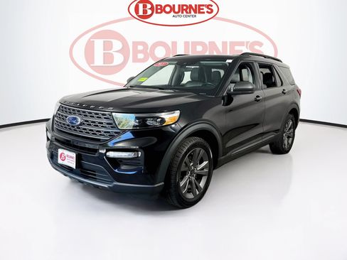 Used 2021 Ford Explorer XLT w/ Equipment Group 202A AWD/4WD image 7
