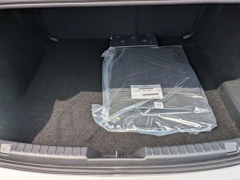 New 2025 MAZDA MAZDA3 2.5 Turbo Sedan w/Premium Plus image 27