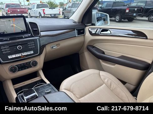 Used 2018 Mercedes-Benz GLS 450 4MATIC image 54
