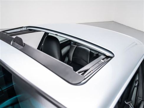 Used 1997 Porsche 911 Carrera 4S image 18