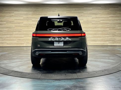 Used 2024 Rivian R1S Launch Edition AWD/4WD image 16
