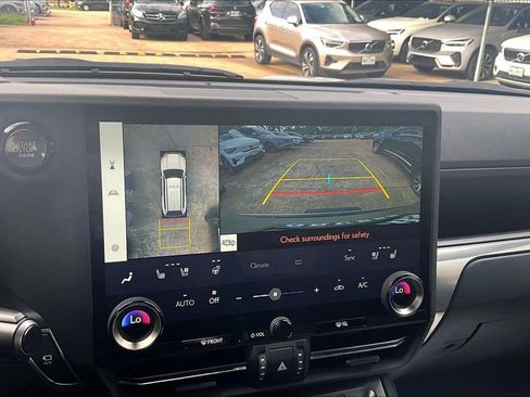 Used 2024 Lexus GX 550 AWD/4WD image 29