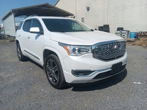 Used 2019 GMC Acadia Denali w/ Technology Package AWD/4WD image 1