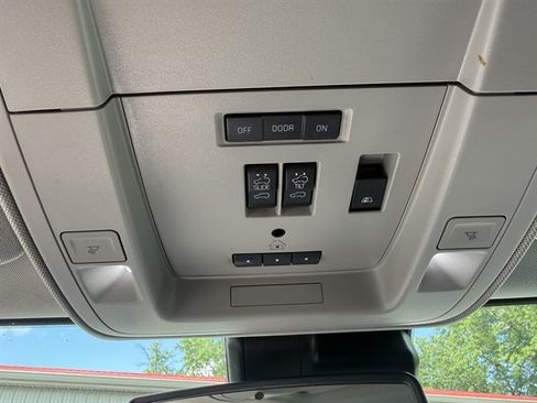 Used 2019 GMC Sierra 3500 Denali w/ Duramax Plus Package AWD/4WD image 23