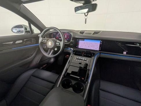 New 2025 Porsche Panamera image 22
