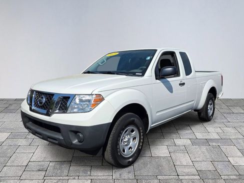 Used 2019 Nissan Frontier S image 3