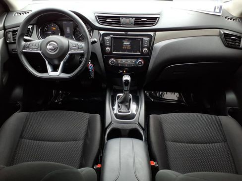 Used 2019 Nissan Rogue Sport S image 25