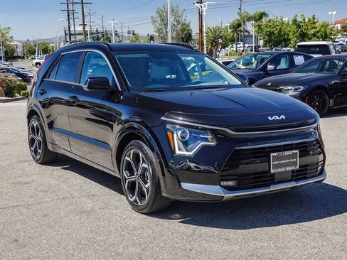 Certified 2023 Kia Niro EX Touring FWD image 3