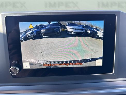 Used 2025 Toyota 4Runner SR5 image 18