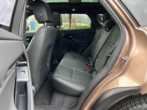 New 2026 Land Rover Range Rover Evoque S image 5