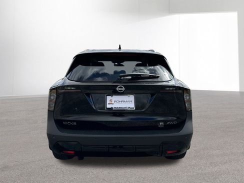 New 2025 Nissan Kicks SV w/ SV Premium Package image 33