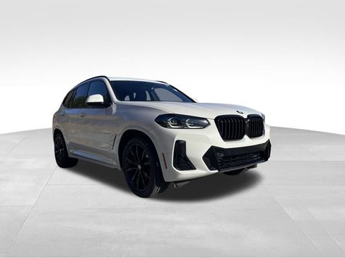 Used 2023 BMW X3 sDrive30i w/ M Sport Package image 3
