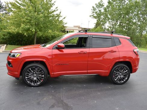 Certified 2022 Jeep Compass Limited AWD/4WD image 10