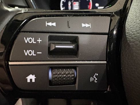 Used 2025 Honda CR-V EX-L image 17