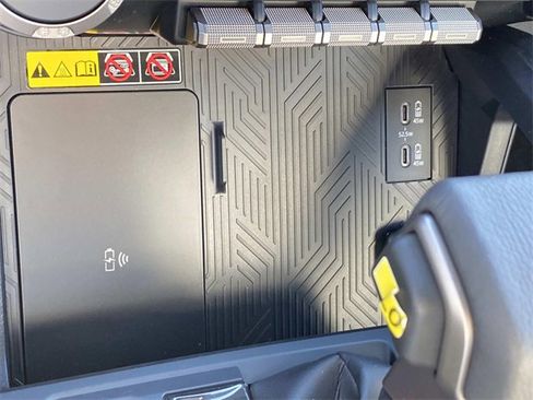 New 2025 Toyota Tacoma SR5 image 10