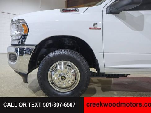 Used 2024 RAM 3500 Tradesman w/ Chrome Appearance Group AWD/4WD image 34