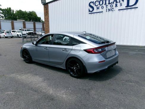 Used 2024 Honda Civic Sport image 8