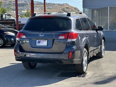 Used 2013 Subaru Outback 2.5i Premium w/ All-Weather Pkg image 4