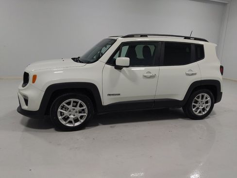 Used 2021 Jeep Renegade Latitude w/ Convenience Group image 2