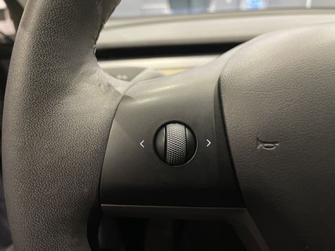 Used 2023 Tesla Model 3 Standard Range image 20