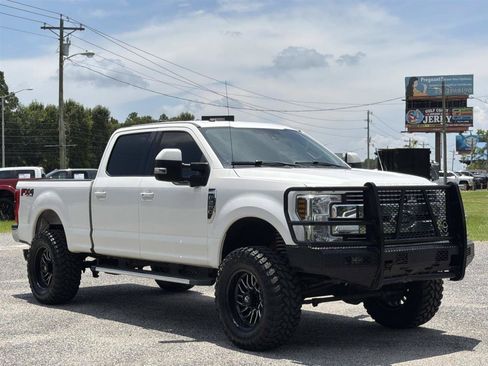 Used 2018 Ford F250 Lariat w/ Lariat Ultimate Package AWD/4WD image 8
