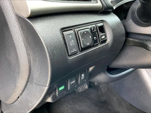 Used 2018 Nissan Sentra SV FWD image 26