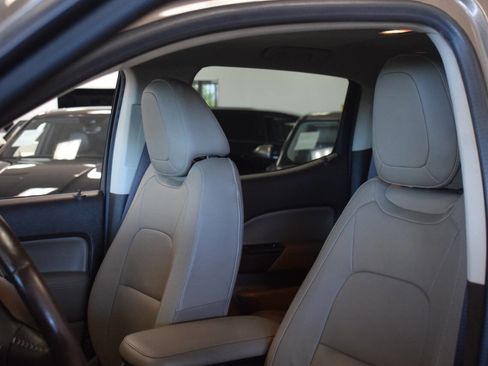 Used 2015 GMC Canyon SLT w/ Driver Alert Package image 91