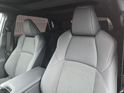 Used 2024 Toyota bZ4X FWD image 20