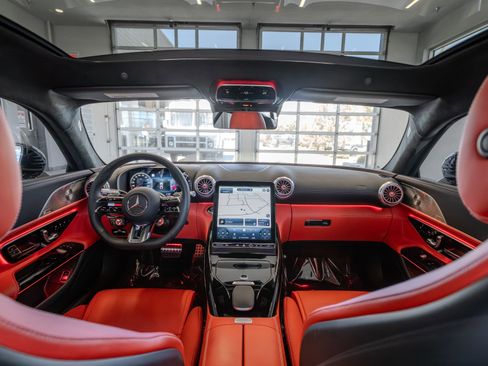 Certified 2025 Mercedes-Benz AMG GT 63 image 8