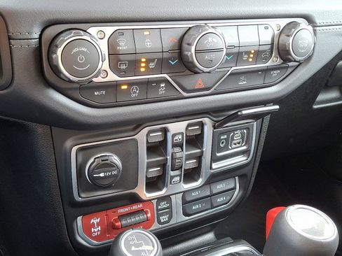 New 2026 Jeep Gladiator Rubicon image 11