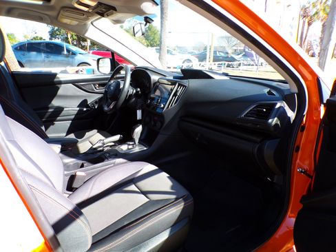 Used 2018 Subaru Crosstrek 2.0i Premium image 21