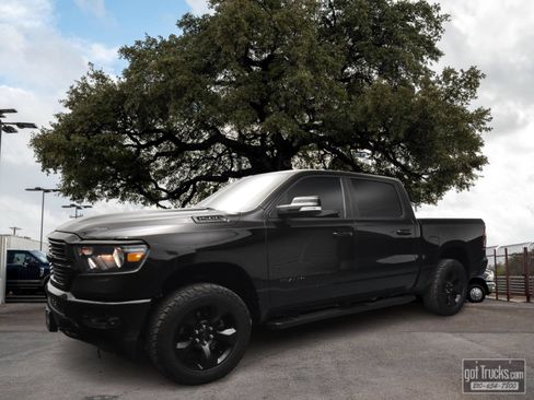 Used 2019 RAM 1500 Big Horn AWD/4WD image 1