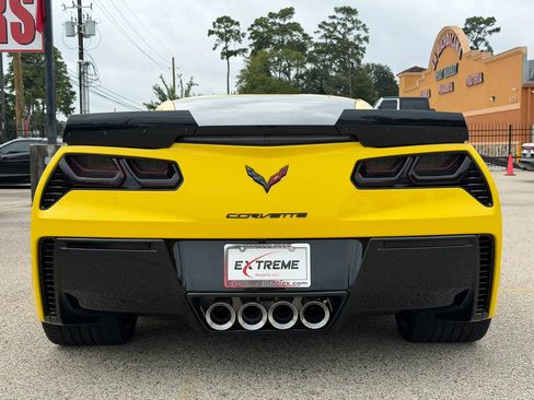 Used 2017 Chevrolet Corvette Grand Sport RWD image 3