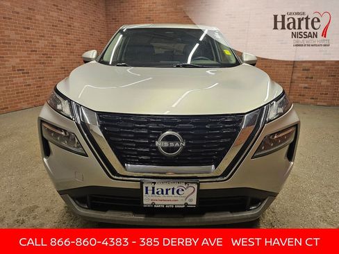 Certified 2023 Nissan Rogue SV image 2