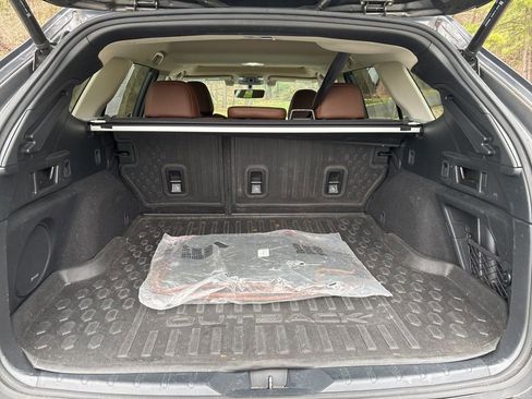 Used 2021 Subaru Outback Touring w/ Popular Package #2 image 19