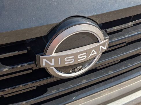 New 2025 Nissan Kicks SR FWD image 10