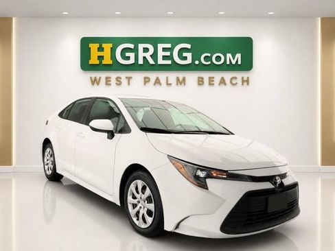 Used 2026 Toyota Corolla LE FWD image 4