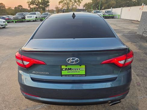 Used 2017 Hyundai Sonata SE FWD image 11