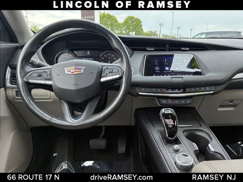 Used 2023 Cadillac XT4 Luxury w/ Cold Weather Package AWD/4WD image 23