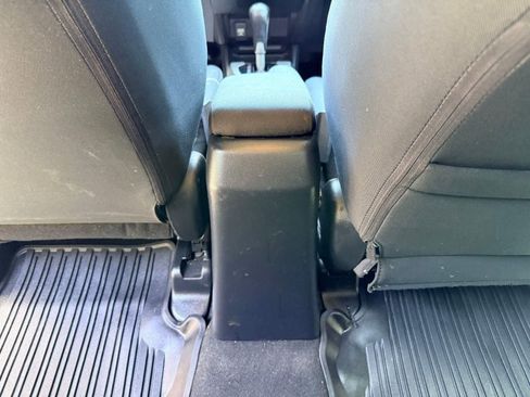 Used 2019 Honda Fit LX image 25