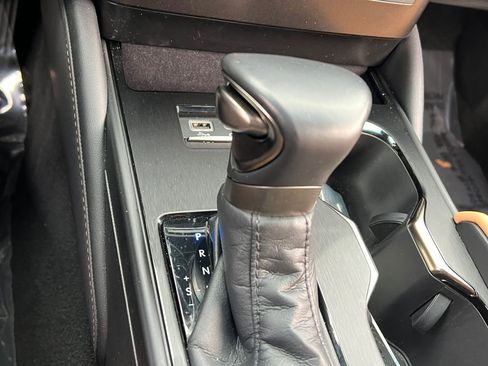 Certified 2023 Lexus ES 350 w/ Premium Package image 23