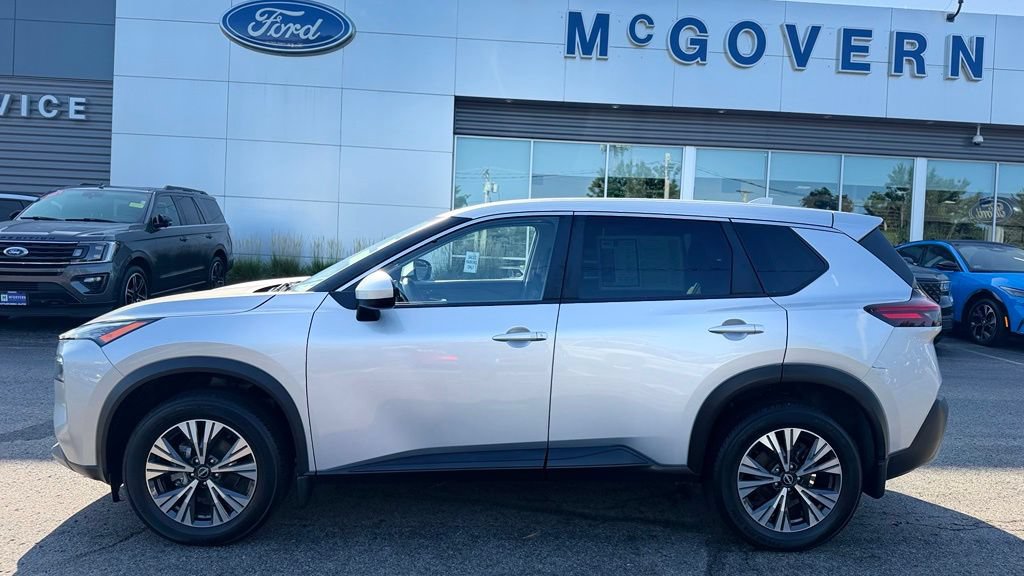 Used 2023 Nissan Rogue SV AWD/4WD image 4