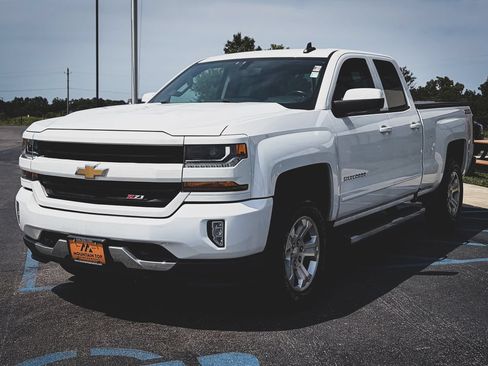 Used 2018 Chevrolet Silverado 1500 LT w/ All Star Edition AWD/4WD image 16